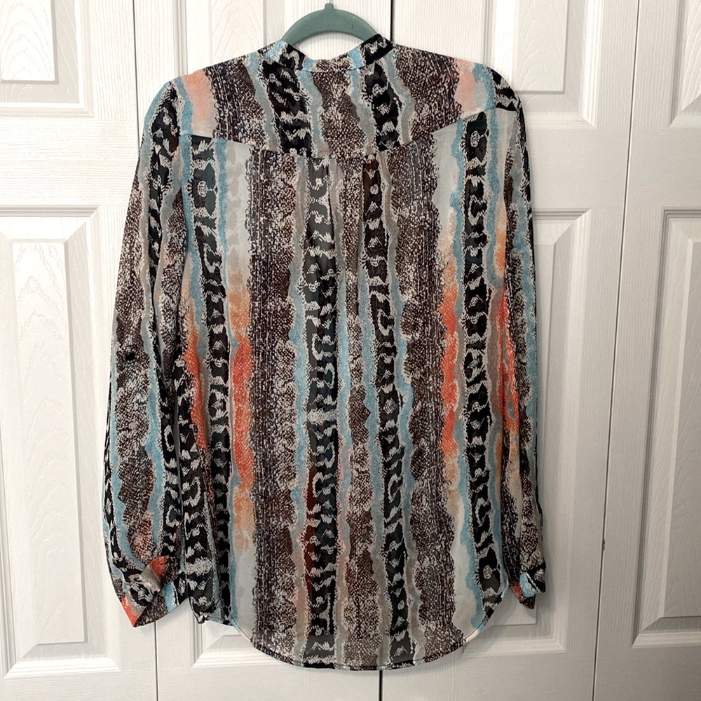 Diane von Furstenberg Gilmore Print Chiffon Silk Blouse - Picture 2 of 8
